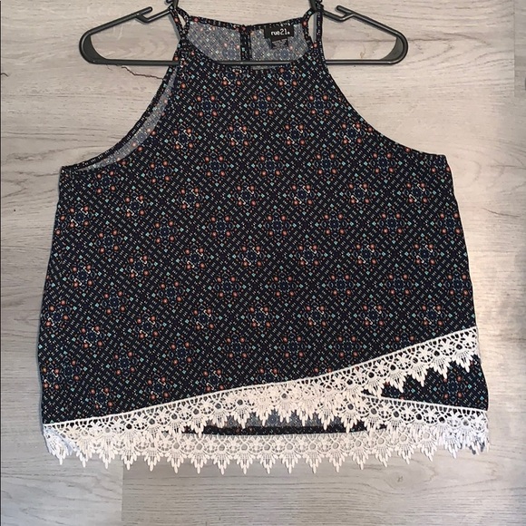 Rue21 Crop Top - Picture 2 of 6